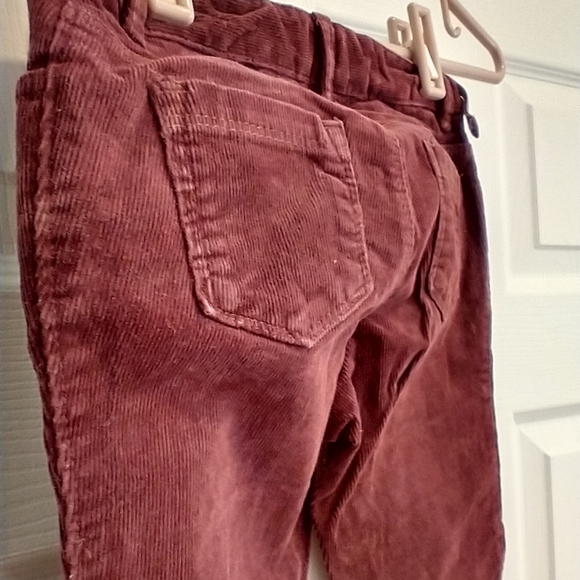 5T old navy burgundy corduroy pants - Picture 3 of 8